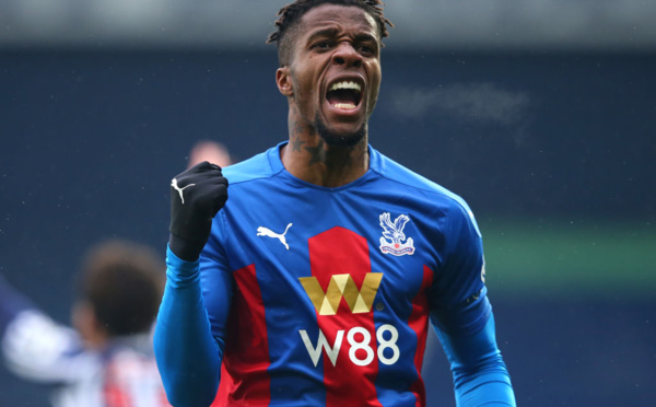 Football-Transfert : Palace monte les enchères pour Zaha