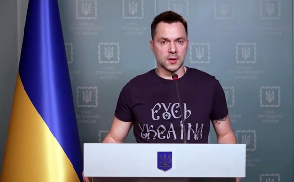 Guerre en Ukraine/ Arestovytch confiant: "la libération de la Crimée a commencé"
