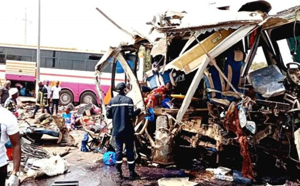 Yamoussoukro/ Une collision entre deux cars fait 14 morts et 70 blessés.