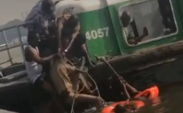 Drame/ Un élève se jette dans la lagune en sautant d'un bateau-bus