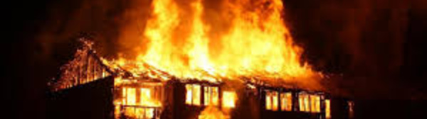En pleine cuisine, la maison prend feu/ Une femme brûlée au 2 ème degré