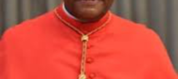Religion/ Un cardinal poursuivi en justice pour une étrange raison