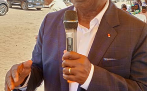 Journée d'hommage au chef de l'Etat à Dabou/ Le ministre gouverneur présente 2 projets urgents au Président Alassane Ouattara