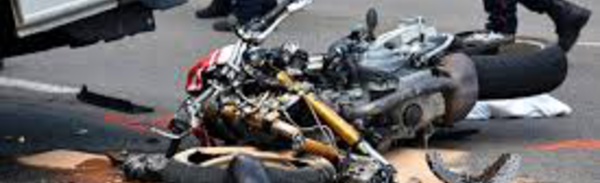 Dabou/Tragique accident de la circulation/ Deux motocyclistes broyés par un camion.