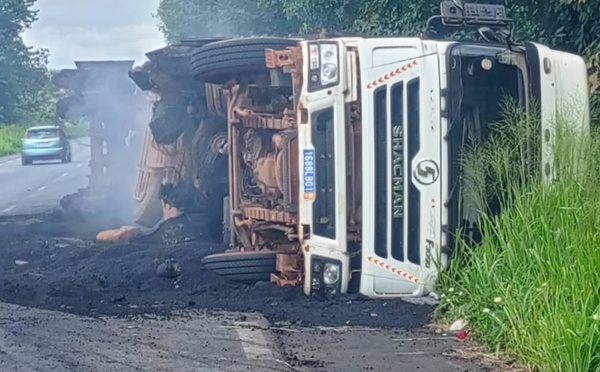 Dabou/  Plusieurs camions saccagés ou incendiés sur l'axe Dabou-San-Pedro par des individus non identifiés