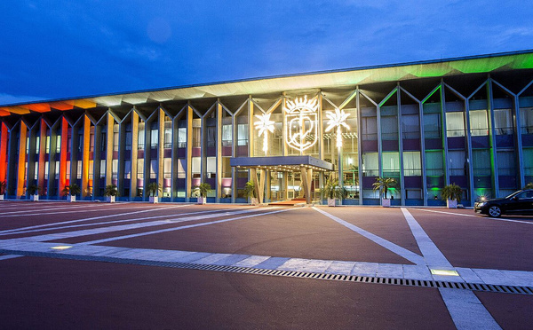 CÔTE D'IVOIRE : VOUS AVEZ DIT GESTION FAMILIALE DU POUVOIR ? 