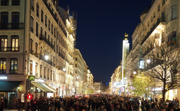 France/ mort de Quentin Deranque à Lyon — enquête pour homicide volontaire, tensions politiques et bataille des récits