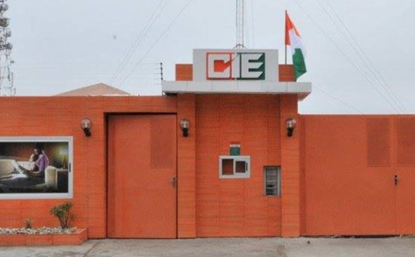 Délestages en Côte d'Ivoire : le gouvernement sort 700 milliards FCFA pour éteindre l'incendie