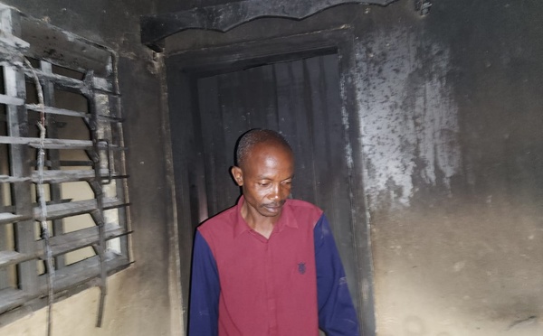 Sinistre à Duékoué/ Son domicile ravagé par les flammes, un enseignant et sa famille  réfugiés dans une église