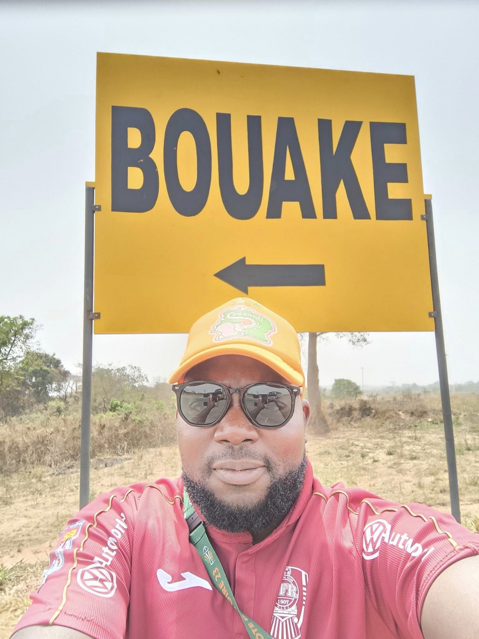 Guyzo pancarte Bouake_fev2024 Guyzo pancarte Bouake_fev2024